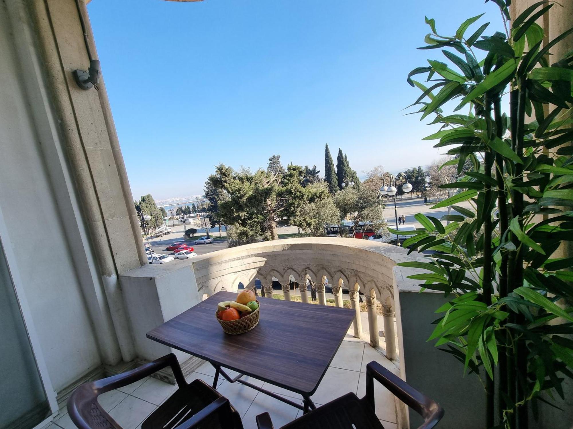 Bulvar Apartment *